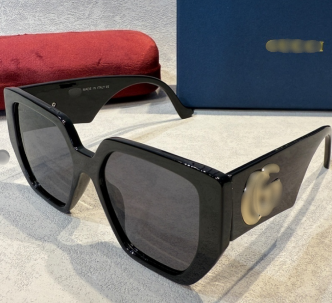 DESIGNER SUNGLASSES